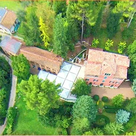 Comfortable In Fabriano, 35 M² With Shared Pool *